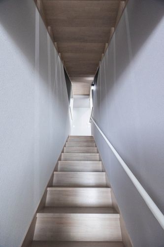 1階～2階階段